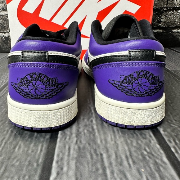 Jordan 1 Low Black Court Purple White US Men Size 8 - Picture 12 of 15